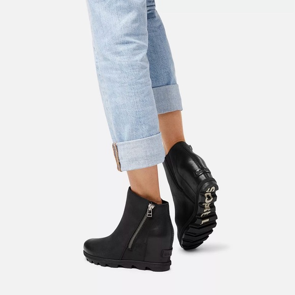 Sorel Women's Black Ankle Booties with Zipper - Picture 1 of 3